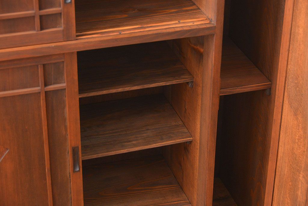 レトロ家具　昭和レトロ　引き出し2杯付き引き戸収納棚