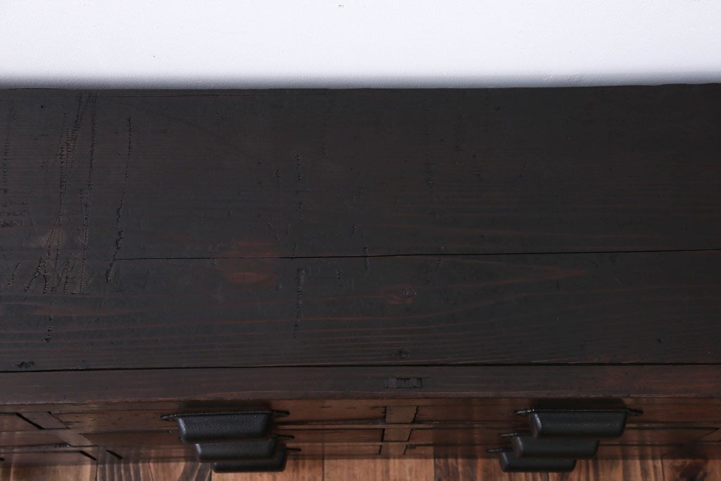 アンティーク家具　古民具・骨董　シンプルで味わい深い12杯小引き出し