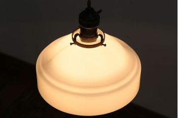 昭和レトロ　シンプルでお洒落な電笠