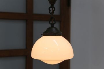 アンティーク　シャビーでレトロな天井照明