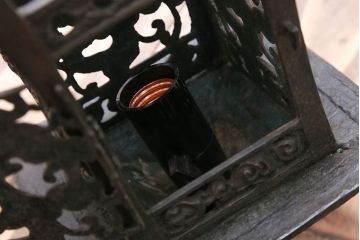 古民具・骨董　重厚で美しい灯ろう照明