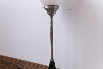 アンティーク　おしゃれで小さなフロアスタンド照明(ぼんぼり)