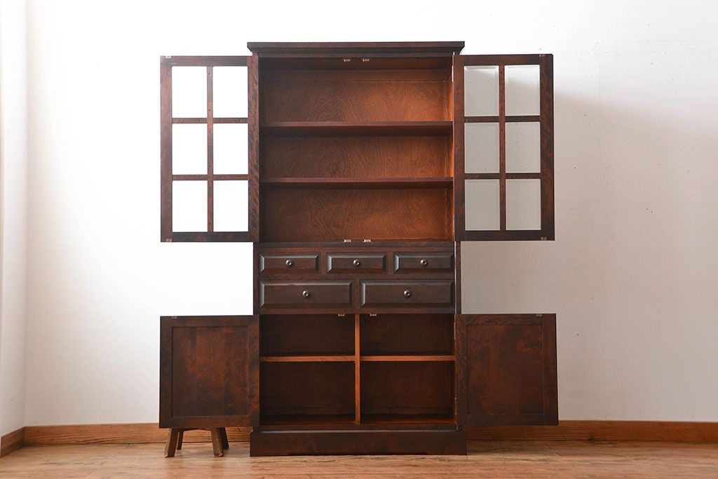 中古　北海道民芸家具　お洒落なカップボード