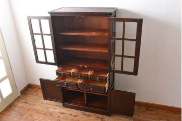 中古　北海道民芸家具　お洒落なカップボード