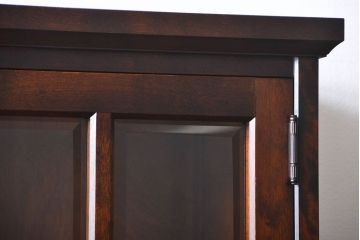 中古　北海道民芸家具　お洒落なカップボード