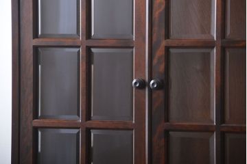 中古　北海道民芸家具　お洒落なカップボード