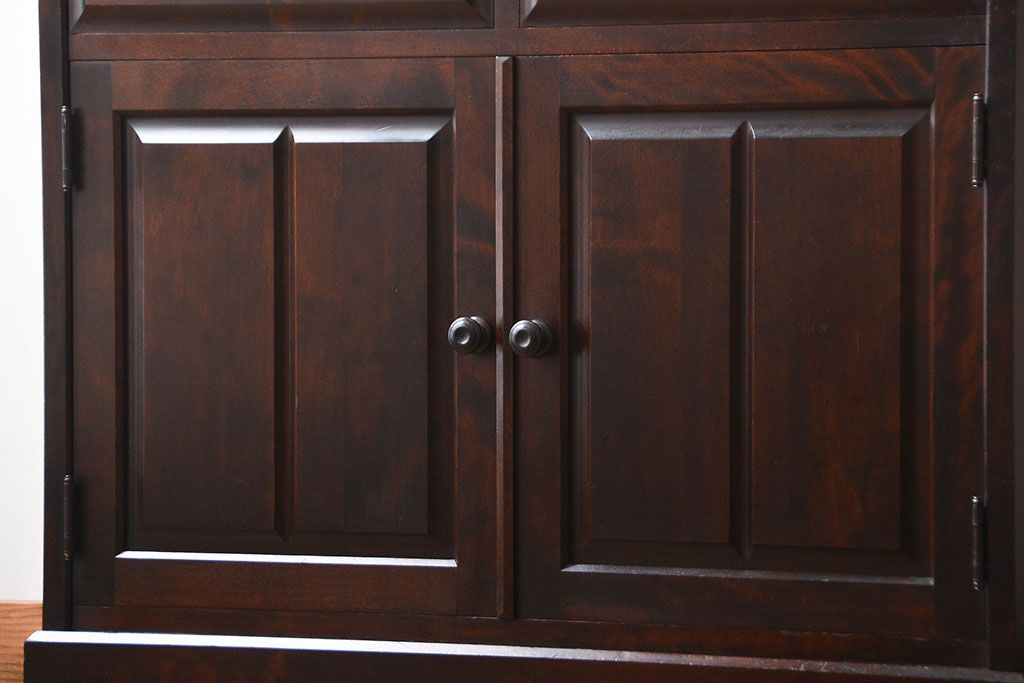 中古　北海道民芸家具　お洒落なカップボード