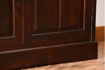 中古　北海道民芸家具　お洒落なカップボード