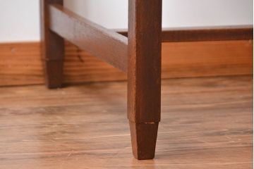 アンティーク家具　アンティーク　シンプルでシックな片袖机