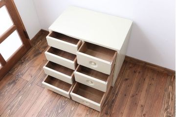 アンティーク家具　小物収納にぴったり!ペイントローチェスト(1)