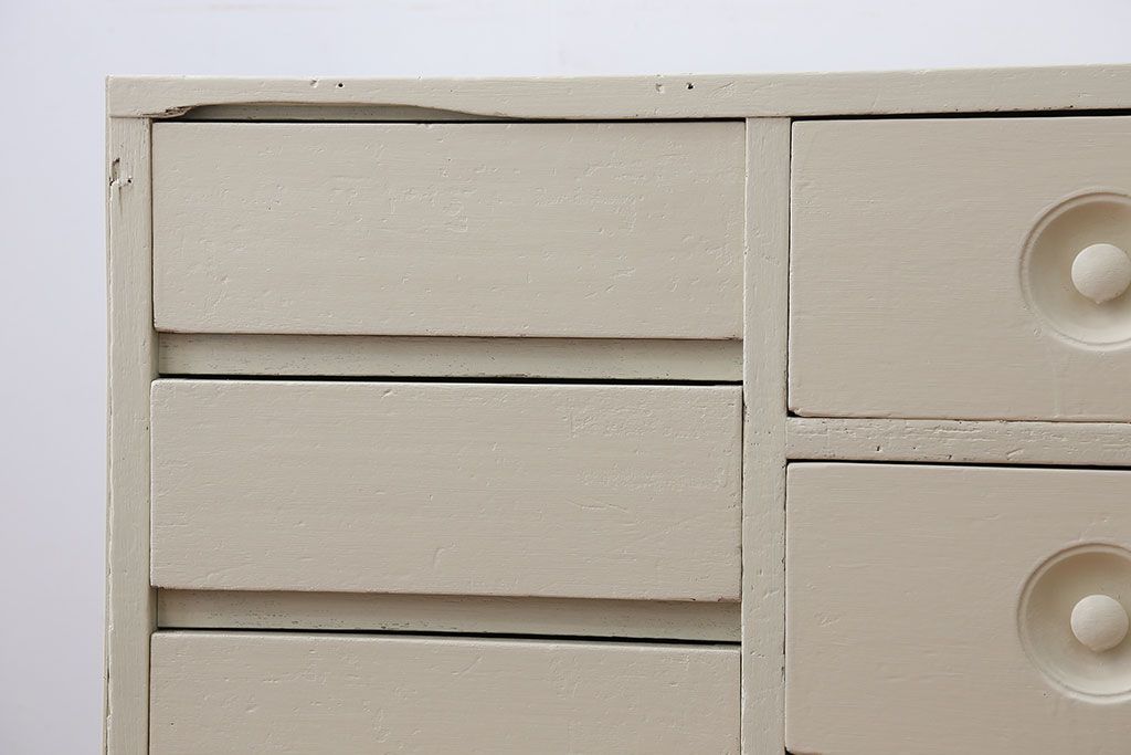 アンティーク家具　小物収納にぴったり!ペイントローチェスト(1)