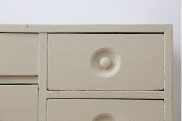 アンティーク家具　小物収納にぴったり!ペイントローチェスト(1)