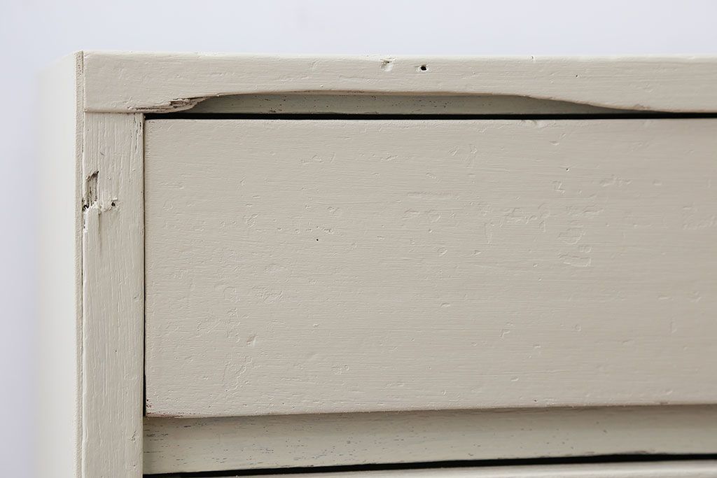 アンティーク家具　小物収納にぴったり!ペイントローチェスト(1)