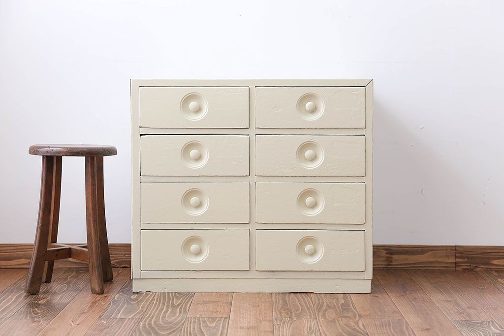 アンティーク家具　小物収納にぴったり!ペイントローチェスト(2)