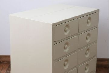 アンティーク家具　小物収納にぴったり!ペイントローチェスト(2)