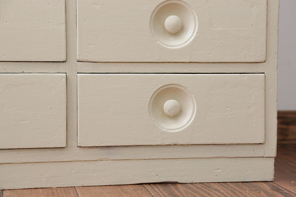 アンティーク家具　小物収納にぴったり!ペイントローチェスト(2)