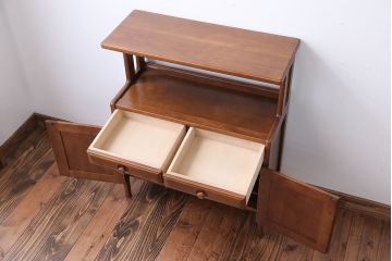 中古　カリモク　お洒落なサイドボード