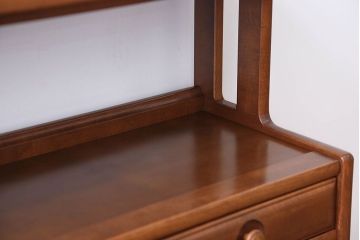 中古　カリモク　お洒落なサイドボード