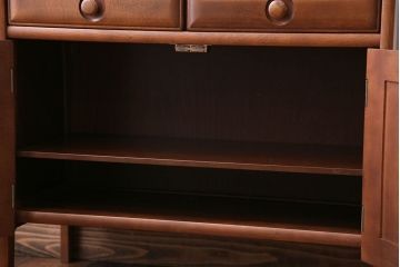 中古　カリモク　お洒落なサイドボード