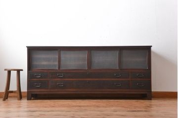 アンティーク家具　アンティーク　お洒落な脚付きローボード