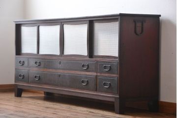 アンティーク家具　アンティーク　お洒落な脚付きローボード