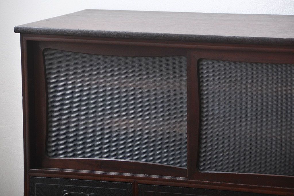 アンティーク家具　アンティーク　お洒落な脚付きローボード