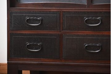 アンティーク家具　アンティーク　お洒落な脚付きローボード