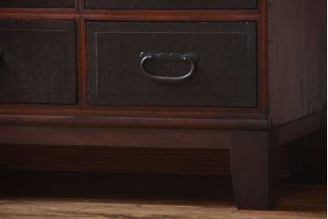 アンティーク家具　アンティーク　お洒落な脚付きローボード