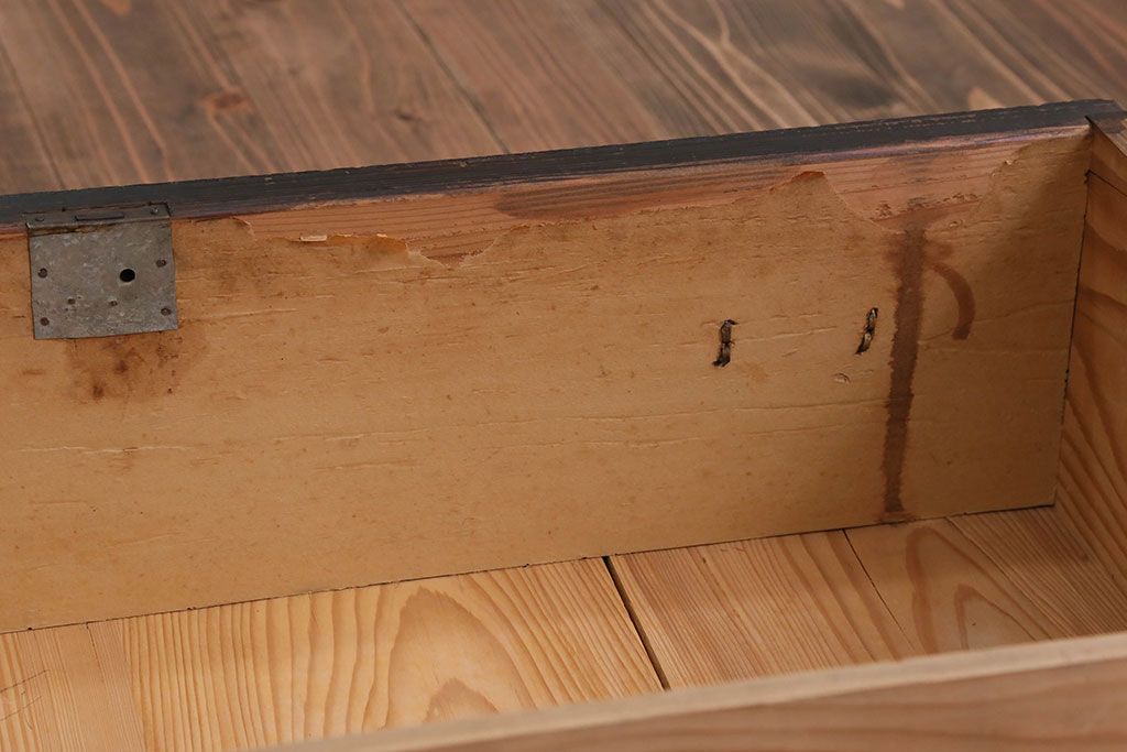 アンティーク家具　アンティーク　玉杢の美しいチェスト