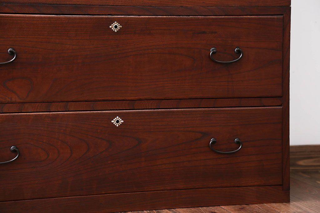 アンティーク家具　古民具・骨董　前面欅材!おしゃれな時代箪笥