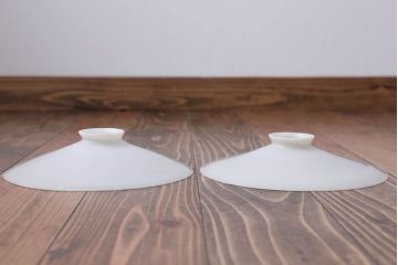 昭和レトロ　シンプルなガラス平笠照明2個セット(1)