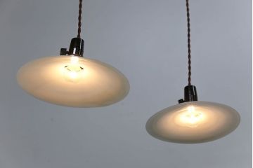 昭和レトロ　シンプルなガラス平笠照明2個セット(2)