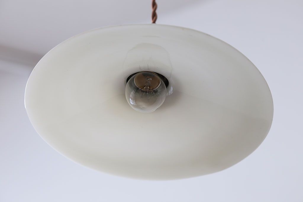 昭和レトロ　シンプルなガラス平笠照明2個セット(2)