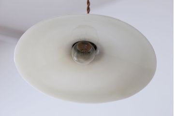 昭和レトロ　シンプルなガラス平笠照明2個セット(2)