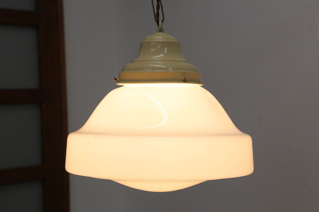 アンティーク　レトロで大きなガラス天井照明