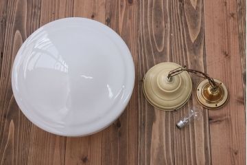 アンティーク　レトロで大きなガラス天井照明