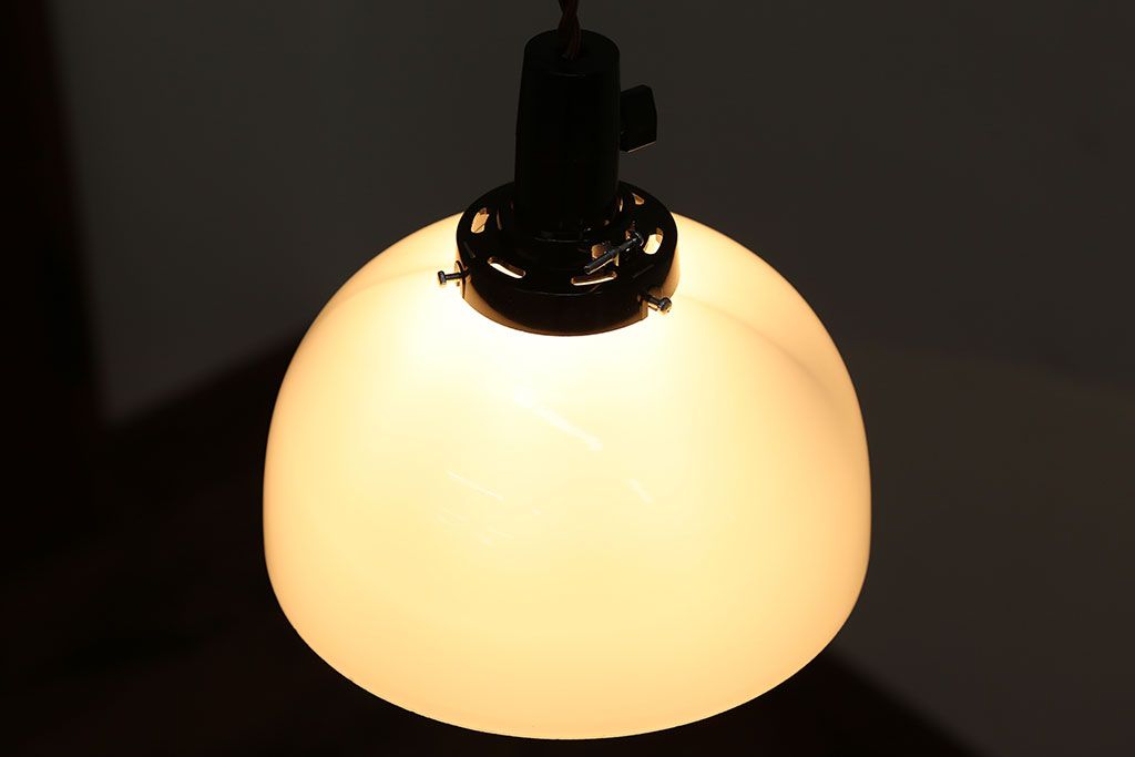 昭和レトロ　シンプルでレトロな電笠