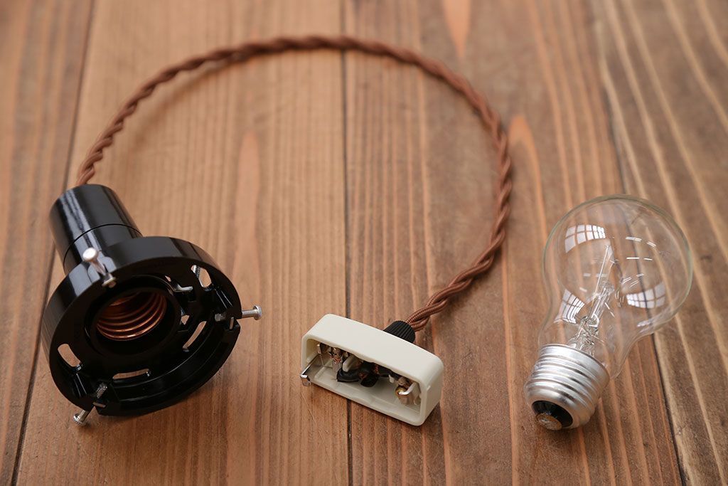 昭和レトロ　シンプルでレトロな電笠