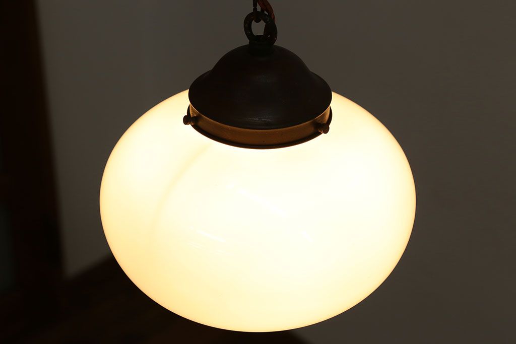 アンティーク　レトロで可愛いガラス天井照明