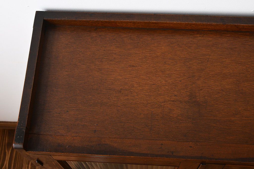 アンティーク家具　アンティーク　2杯引き出し付き古い木製の本箱