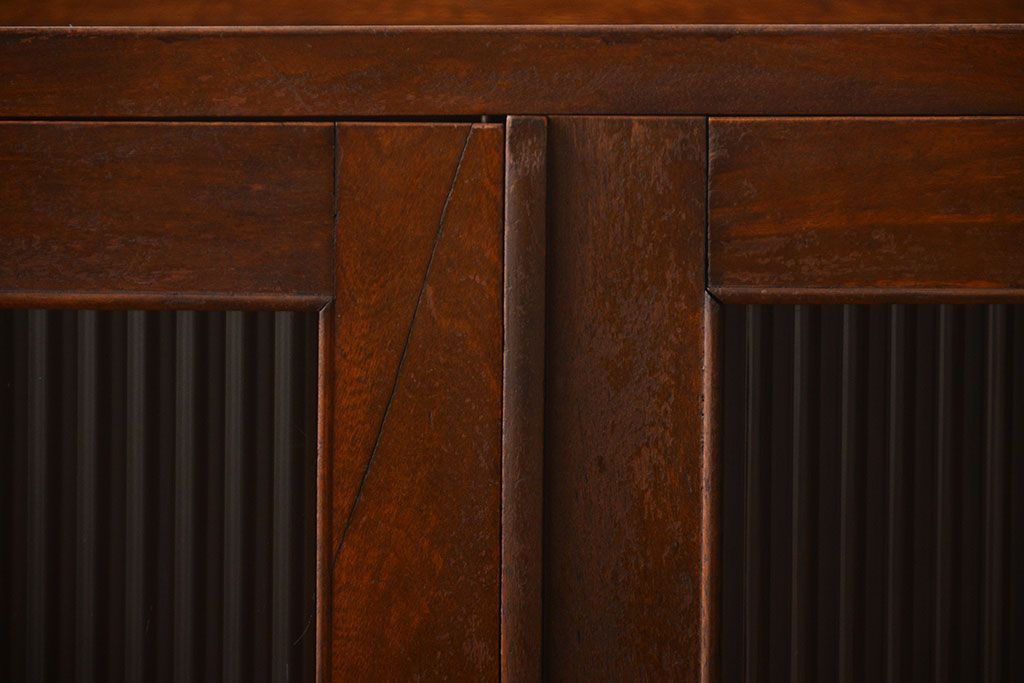 アンティーク家具　アンティーク　2杯引き出し付き古い木製の本箱