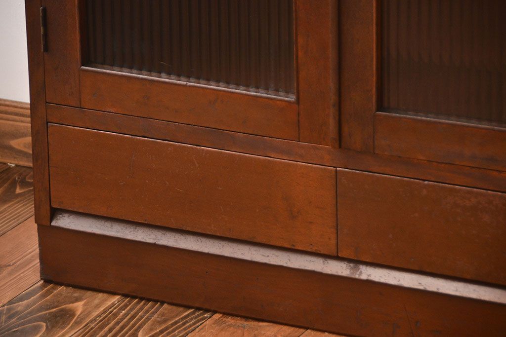 アンティーク家具　アンティーク　2杯引き出し付き古い木製の本箱