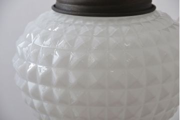 アンティーク　お洒落なフォルムのガラス壁掛け照明