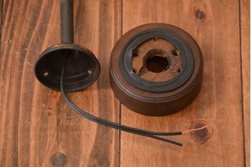 アンティーク　お洒落なフォルムのガラス壁掛け照明