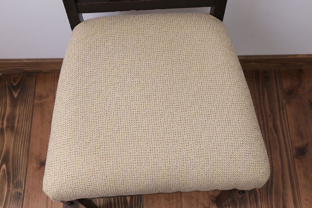 アンティーク家具　アンティーク　古いナラ材のダイニングチェア(1)