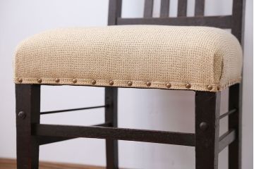 アンティーク家具　アンティーク　古いナラ材のダイニングチェア(1)