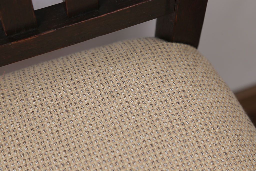 アンティーク家具　アンティーク　古いナラ材のダイニングチェア(2)