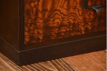 アンティーク家具　古民具・骨董　ネームプレート付き縦型小引き出し(1)