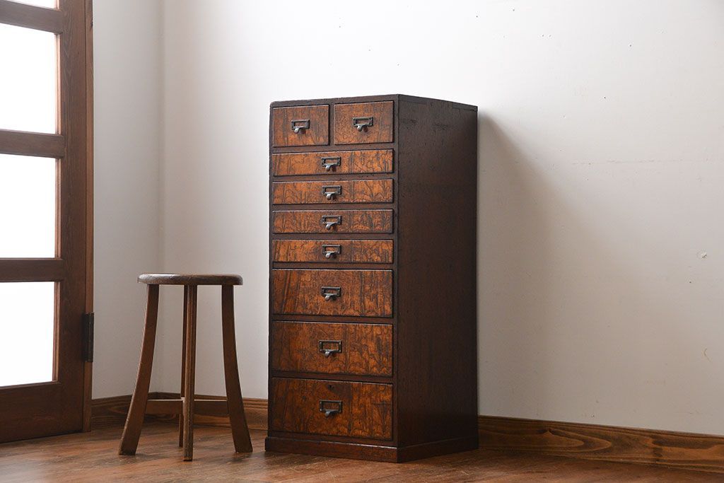 アンティーク家具　古民具・骨董　ネームプレート付き縦型小引き出し(2)