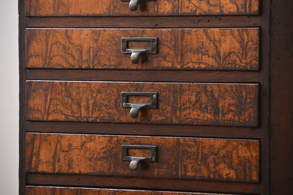 アンティーク家具　古民具・骨董　ネームプレート付き縦型小引き出し(2)